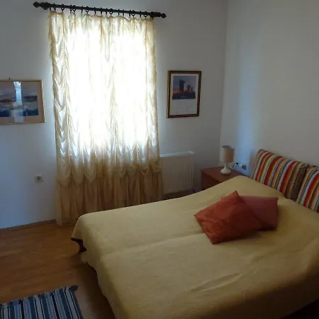 Apartment The Modern Equipped Holiday Is Located In An House.